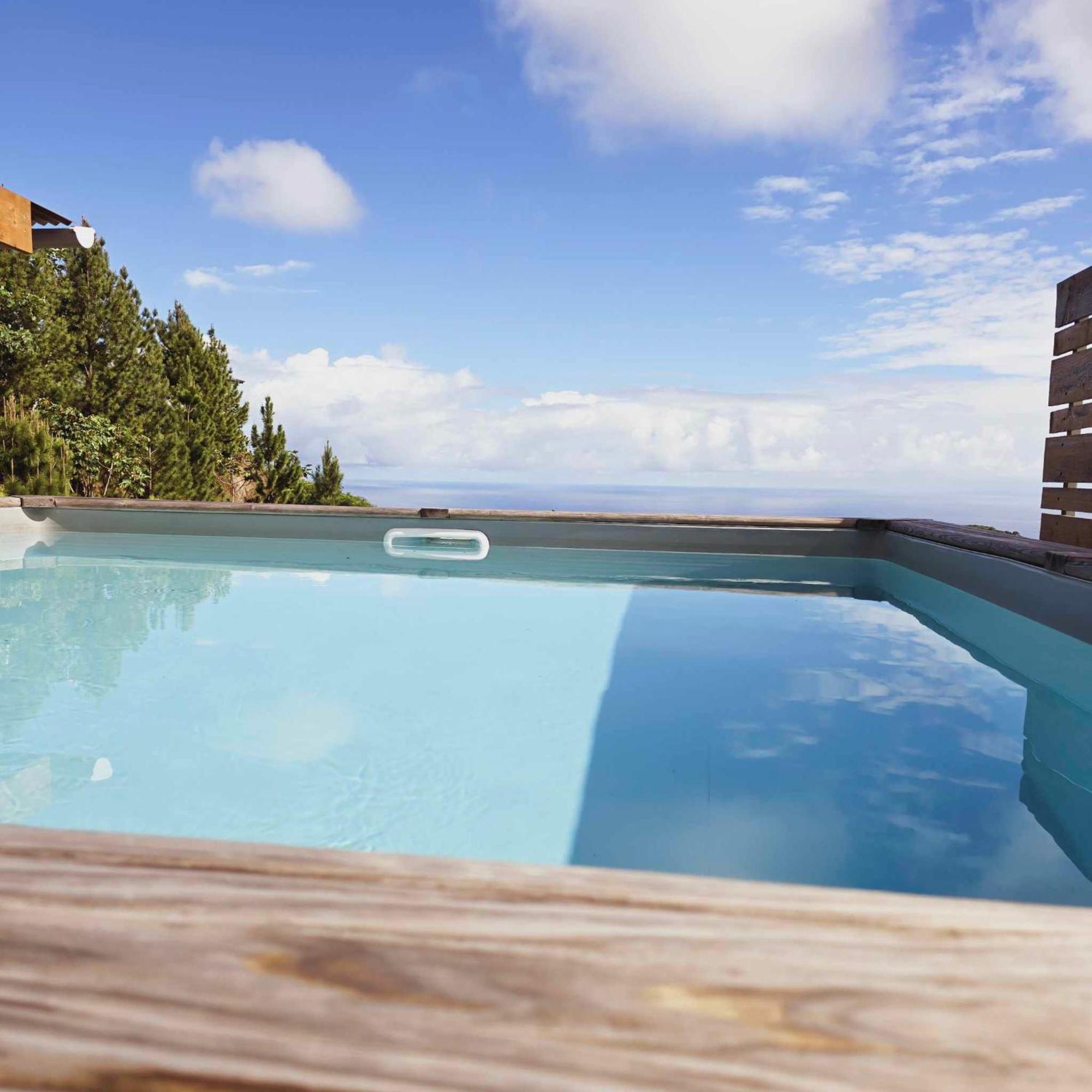 Fare Toahana, Accommodation With A Ocean View Faaa ภายนอก รูปภาพ